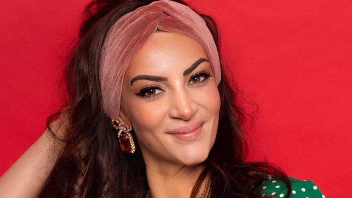 Sophie Brussaux biography: Who is Drake’s gorgeous baby mama? - Legit.ng