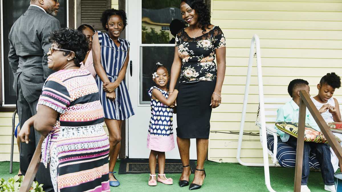 I let a homeless woman sleep on my porch — Then I found something under the doormat