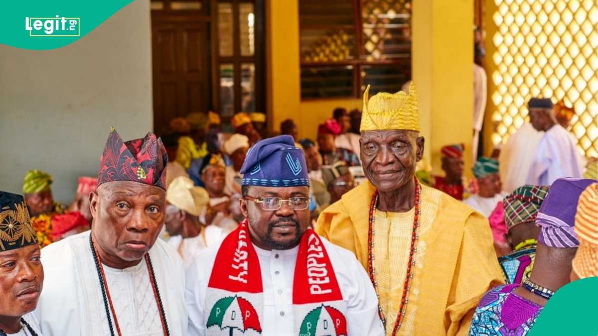 Oyo 2027: Top PDP aspirant visits Ibadan Mogajis in major strategy