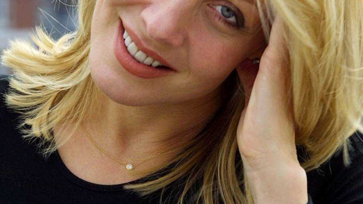 Linda Kozlowski bio: Age, net worth, where is she now? - Legit.ng