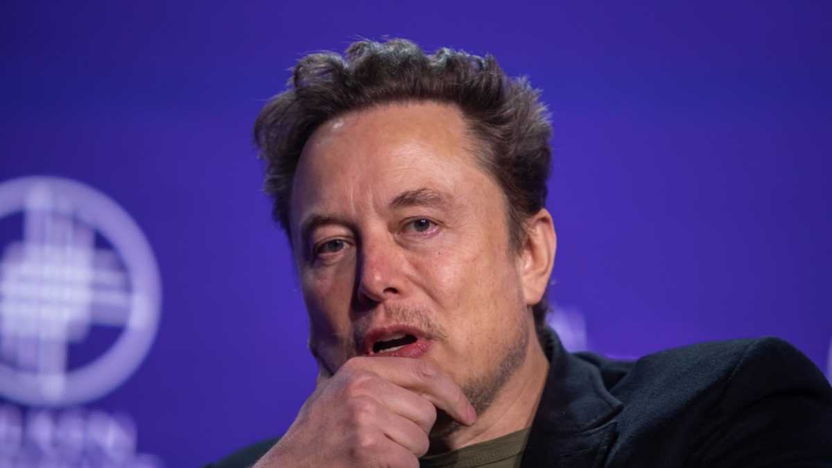 Musk, UK govt spar over far-right riots