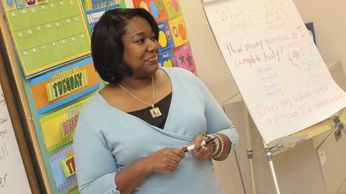 My former teacher embarrassed me – She tried the same with m