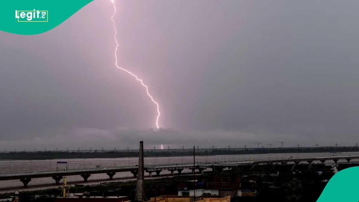Lightning Strikes Kill Over 30 Agricultural Workers in India