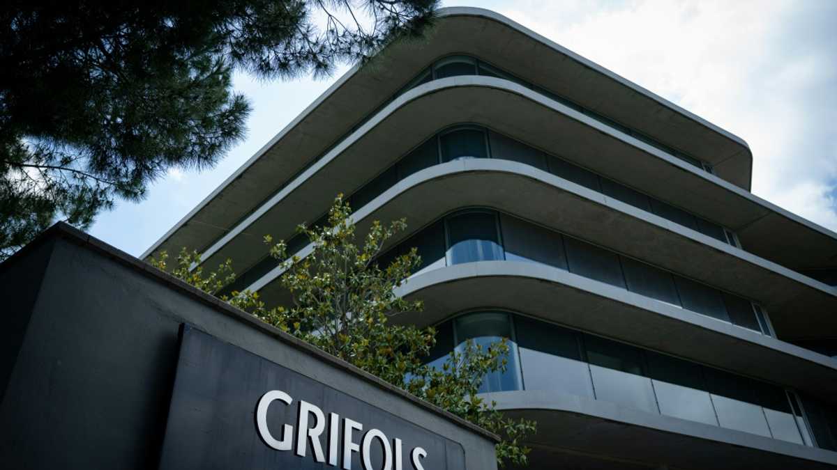 Canadian fund drops bid for Spanish pharma firm Grifols