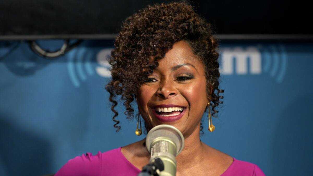 Crystal R. Fox biography: age, net worth, children, husband - Legit.ng