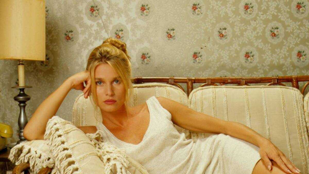 Nicollette Sheridan bio: age, husband, net worth - Legit.ng