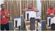Rapper Reminisce clocks 40, friends surprise him with Ps5, other expensive gifts (photos)