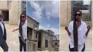 Super rich: Becca builds her own estate at East Legon, shows off the magnificent 5-bedroom houses in new video