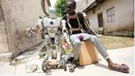 Meet Isah Barde, poor boy who designs moving robot with cardboards, gets FG scholarship