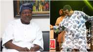 Country too hard: Moment King Sunny Ade slapped, kicked band member for trying to pick his money at event
