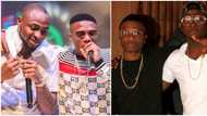 Davido blasts Wizkid FC, says he loves Wizkid but not his fans