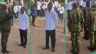 Soldiers enter university, pay huge respect to their colleague who was graduating from school