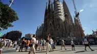 Spain hosts record number of summer tourists