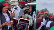 Lady accepts boyfriend’s proposal, gets new car on sign-out day, video trends: “Triple blessings”
