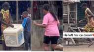 "You go dey trust man?" Ice cream seller leaves his market, follows curvy lady who approached him in video