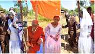 97-year-old grandpa who Has never married weds woman, 30, in colorful ceremony, photos emerge