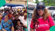 Emotional video as Mercy Eke warmly gifts Makoko women goody bags to celebrate her 31st birthday