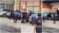 Funny video shows moment Nigerian man took off his shorts at a mall, confuses security woman on duty