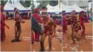 "The friend is her guy": Lady in isi-agwu gives electrifying dance moves, abandons calabash of eggs