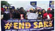 Youths resume EndSARS protest in Lagos, police react (photo)