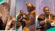 Nigerian bride receives wads of cash from groom at wedding, she gets a total of N200,000