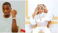 Why would you even disrespect the holy cross like that? Aloma DMW to Toyin Lawani