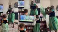 Dad dresses up as princess with his daughter as they perform popular cartoon song together in cute video