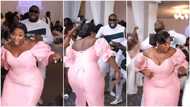 Video captures moment woman twerks to Rema's Bounce, impresses man, gets many dollars from him