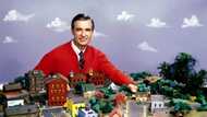 Top 20 amazing Mr Rogers quotes that will brighten your day