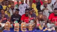 "For this hard country:" 3 Nigerian men engage in epic bread-eating food challenge for10k