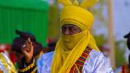 Bidiyon Sarki Ado Bayero ya na magana game da COVID-19 a fadar Kano