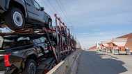 Mexican farmers, auto-parts makers urge dialogue with US