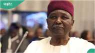 Yanzu-Yanzu: "Ba Gaggawa Na Ke Yi Ba", Janar Yakubu Gowon Ya Magantu Kan Jita-Jitar Mutuwarsa