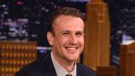 Discover the juicest facts about Jason Segel, including his age, height and marital status