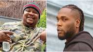 No friendship forever: Fans react to old video of Burna Boy & Cubana Chiefpriest as they pose for camera