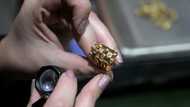Argentines pawn family jewels to make ends meet