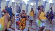 "Them go soon born": Pregnant women in hospital dance sweetly as nurse watches in awe, video warms hearts