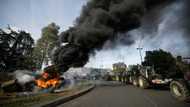 Farmer discontent spreads in EU as France seeks to quell protests