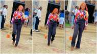 "He must be crushing on you": Beautiful lady gets man's attention in church with her shape as she walks