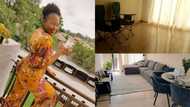 Pretty lady shows off her new furnished apartment without a TV, photos wow many