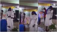 Reverend sister scatters floor at wedding reception, vibes hard to Wande Coal's Iskaba song in video