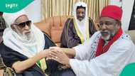 Sheikh Sharif Saleh zai yi wa marigayi Dahiru Usman Bauchi sallar jana'iza