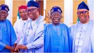 Hotuna Da Bayanai Sun Bayyana Yayin da Tinubu Ya Karbi Bakuncin Akpabio Da Hope Uzodimma a Villa