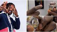 Detty December: Naira Marley splashes over N30 million on expensive spinning ring, flaunts jewellery in video