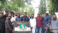 2023: Interesting photos suface as Tinubu hosts Kanu, Okocha, ex-Super Eagles players in Bourdillon