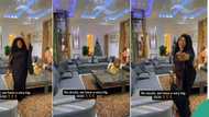 “Elevator in your sitting room”: Nigerian lady dances in her house, kids use the lift to join her