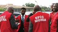 EFCC ta sake gurfanar da dan uwan Saraki da tsohon kwamishinan Kwara