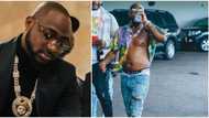 6 packs is overrated - Singer Davido says as he shows off bulging belly (photo)
