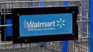 Walmart narrowly lifts forecast as inflation stays consumer concern