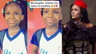 "Something might be wrong": Little girl cries uncontrollably as her mum packs her bags to travel